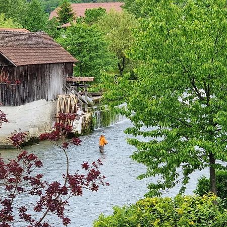 Krka River Lodge Znojile pri Krki Exterior photo