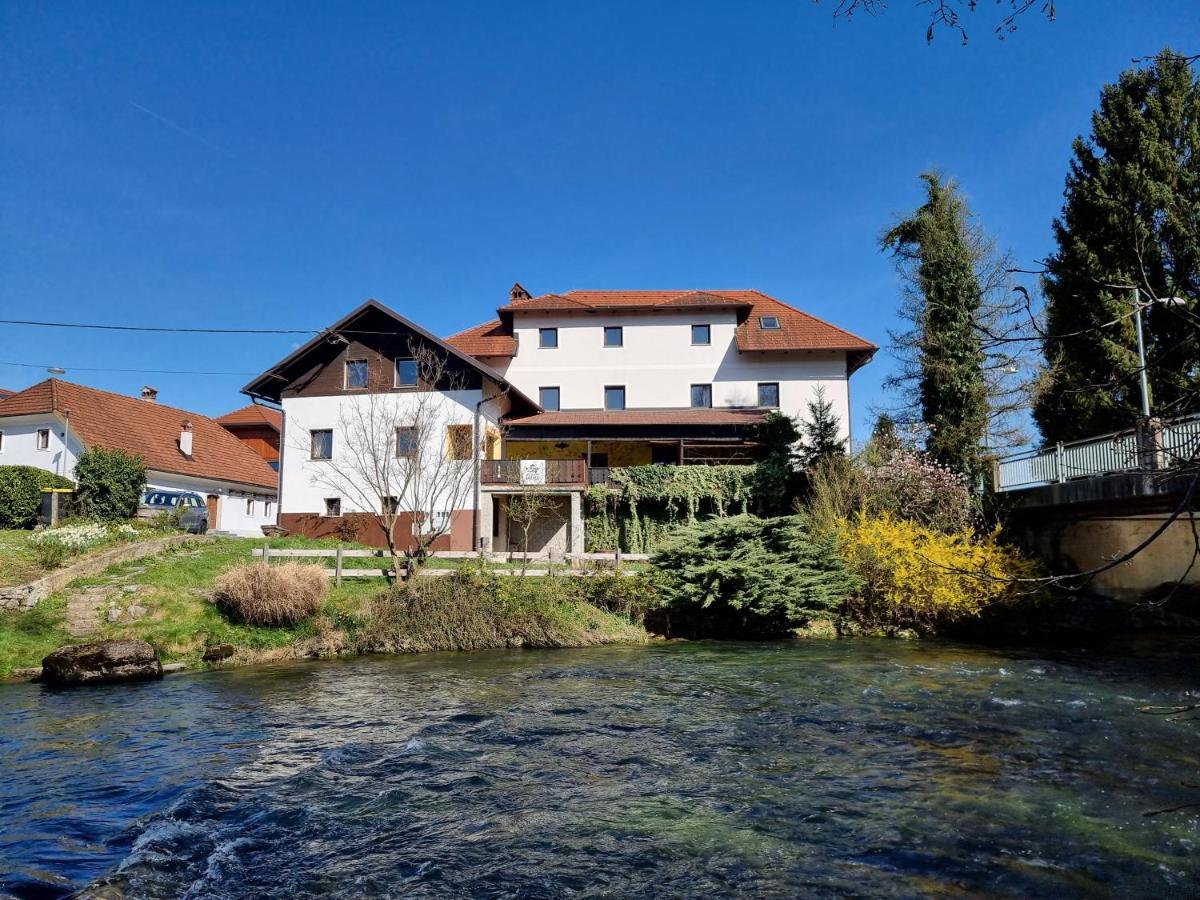 Krka River Lodge Znojile pri Krki Exterior photo